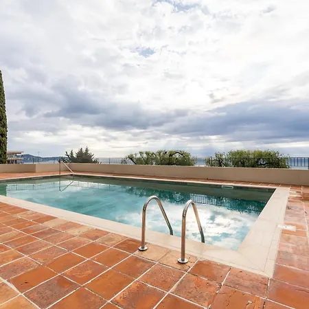 Luxury Residence, Garden Level With Sea View And Swimming Pool, 2bedroom Of Approximately 85 Square Meter And Private Garden
