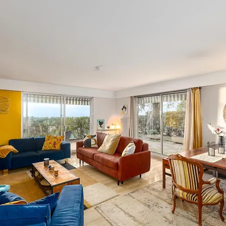 Apartment Luxury Residence, Garden Level With Sea View And Swimming Pool, 2bedroom Of Approximately 85 Square Meter And Private Garden Nice